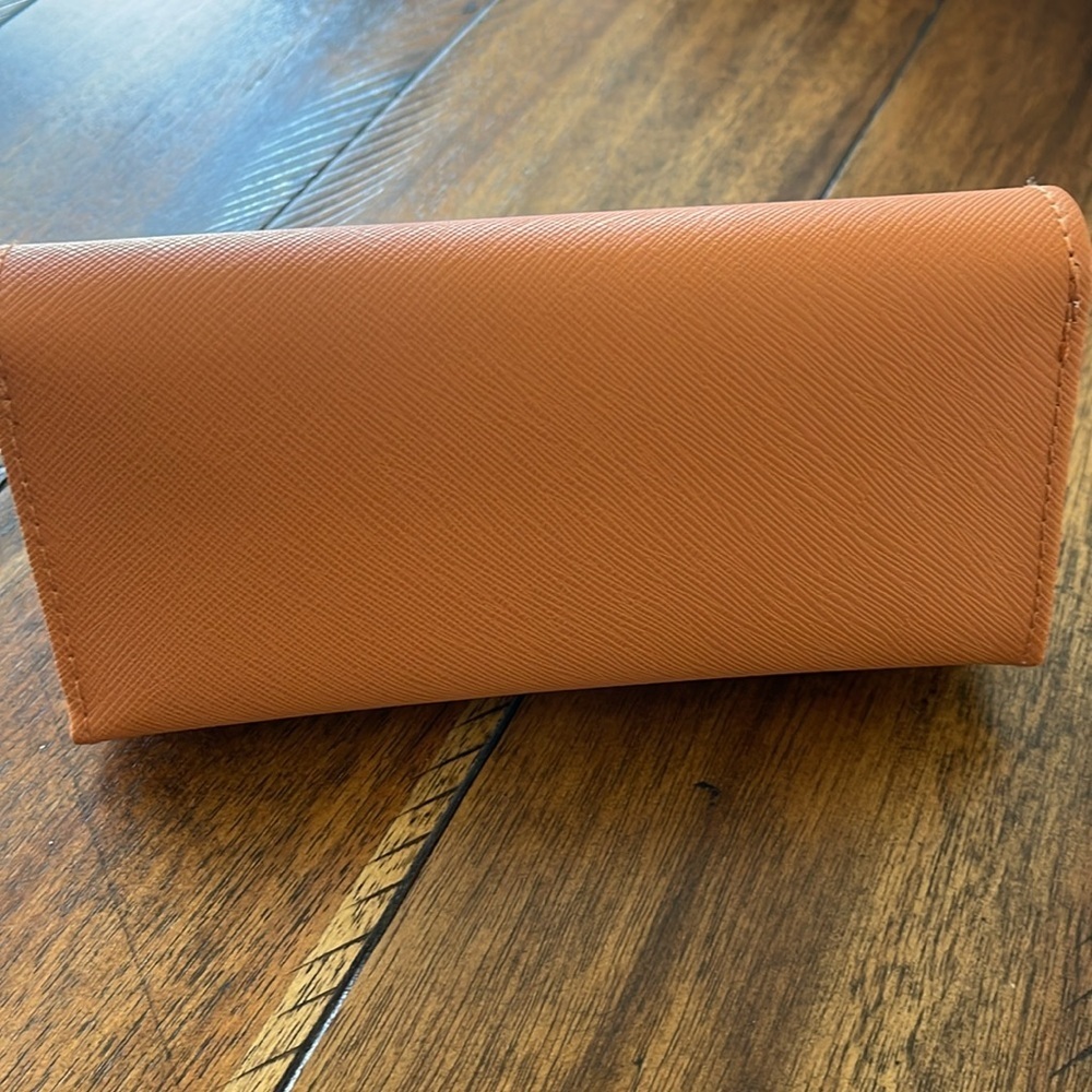 Tory Burch Orange sunglasses case - Picture 4 of 11